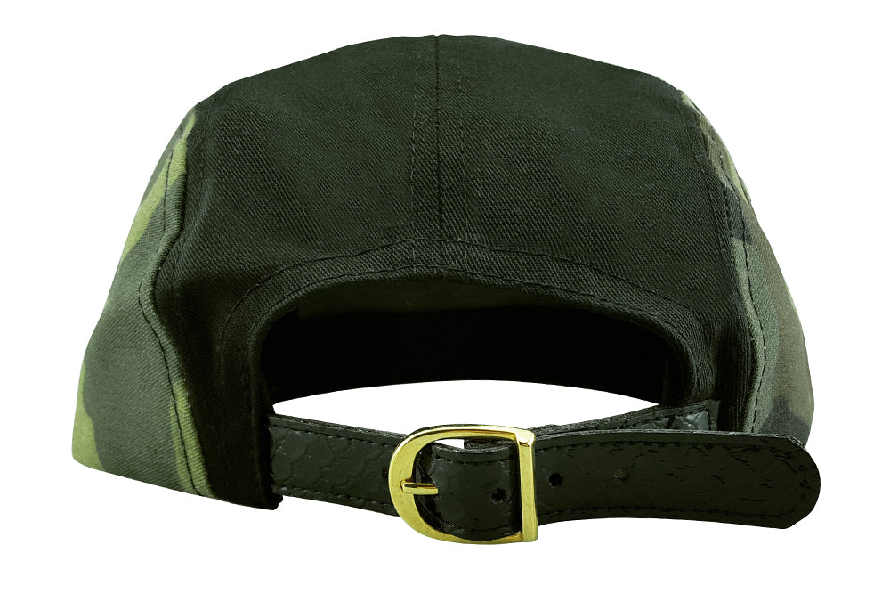 Gorra snapback con estampado de camuflaje