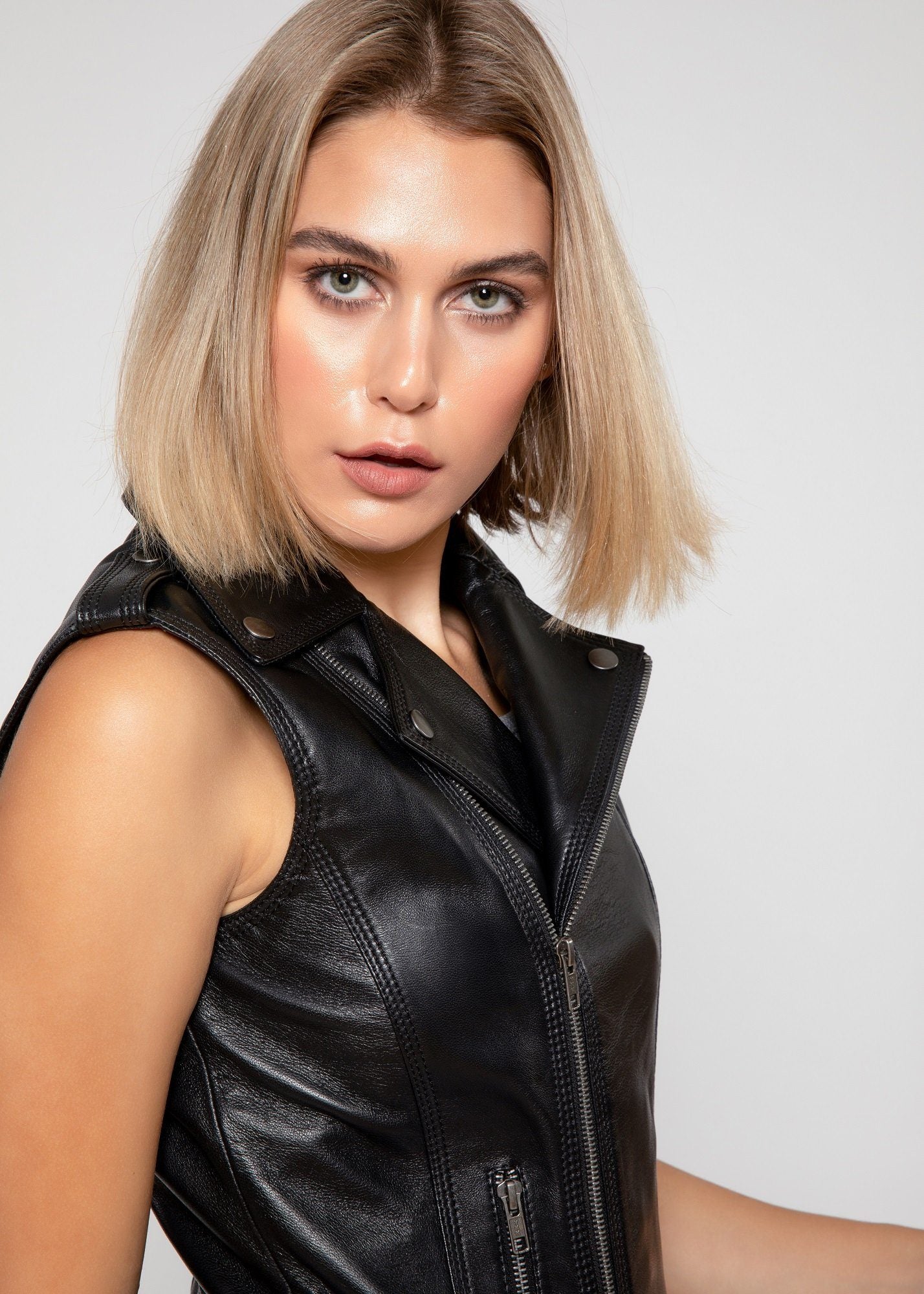 Chaleco de piel de liana para mujer
