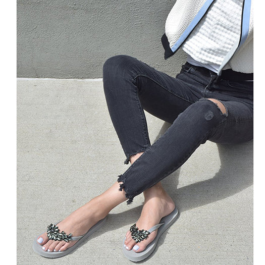 Manhattan Black - Rhinestone Flip Flops Flat Sandal