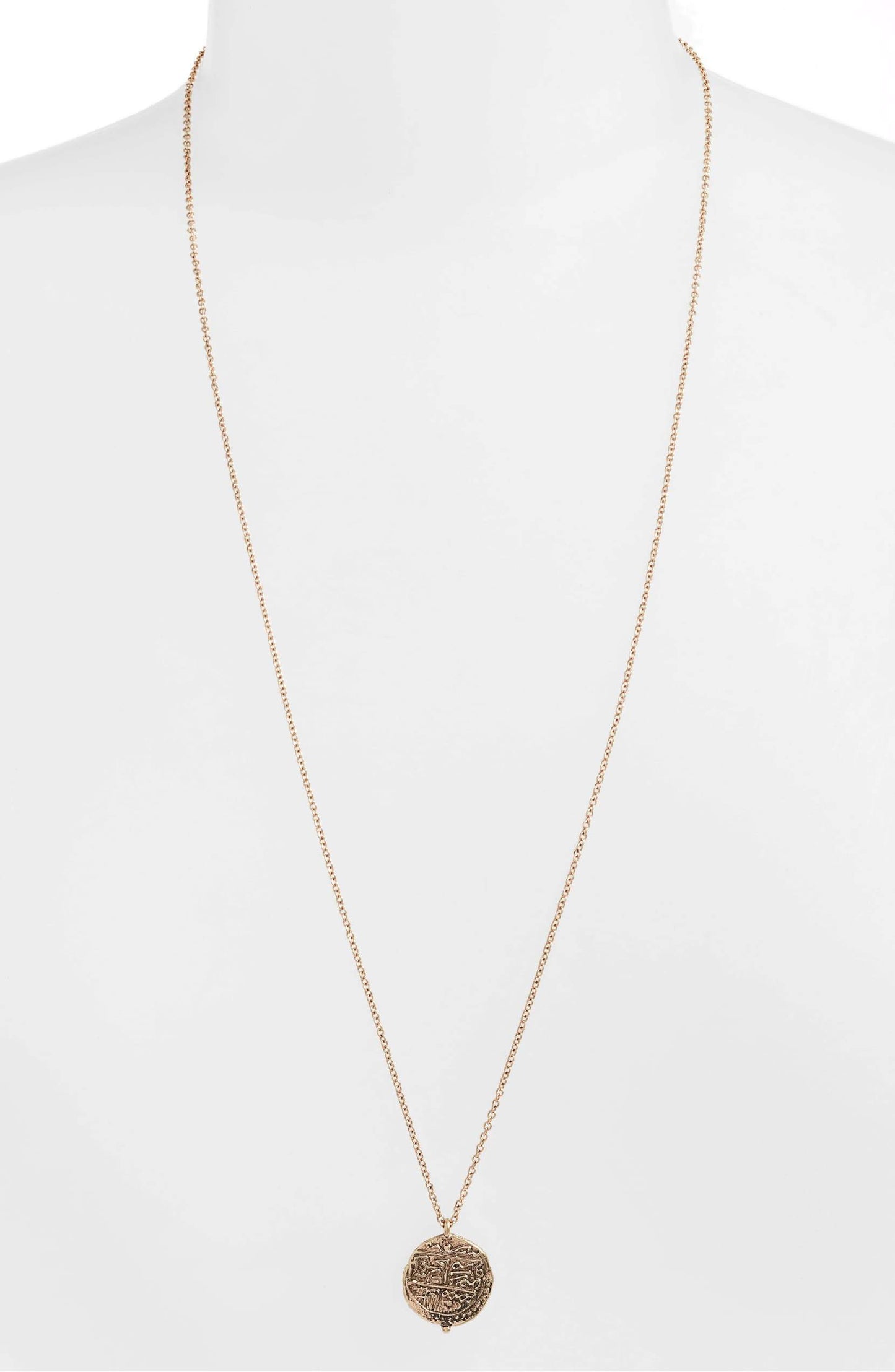 Collar con dije de moneda y medallón