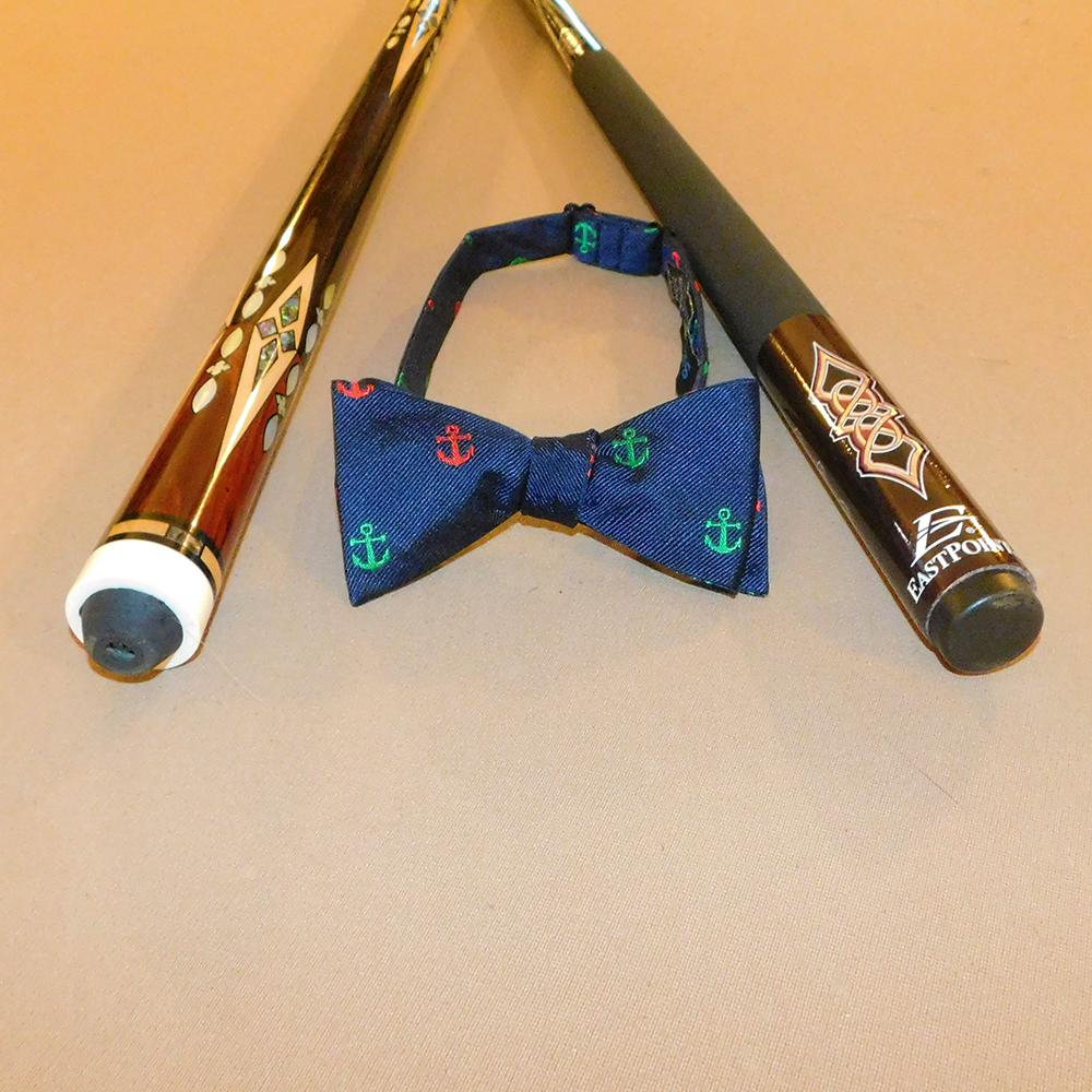 Pajarita de ancla, babor y estribor, seda tejida