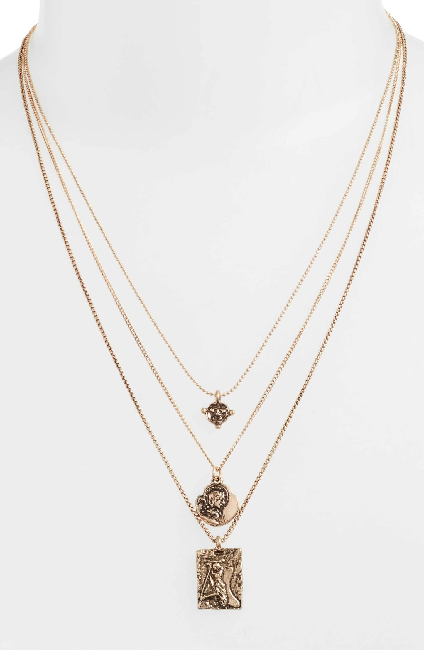 Collar con dije de moneda triple surtido