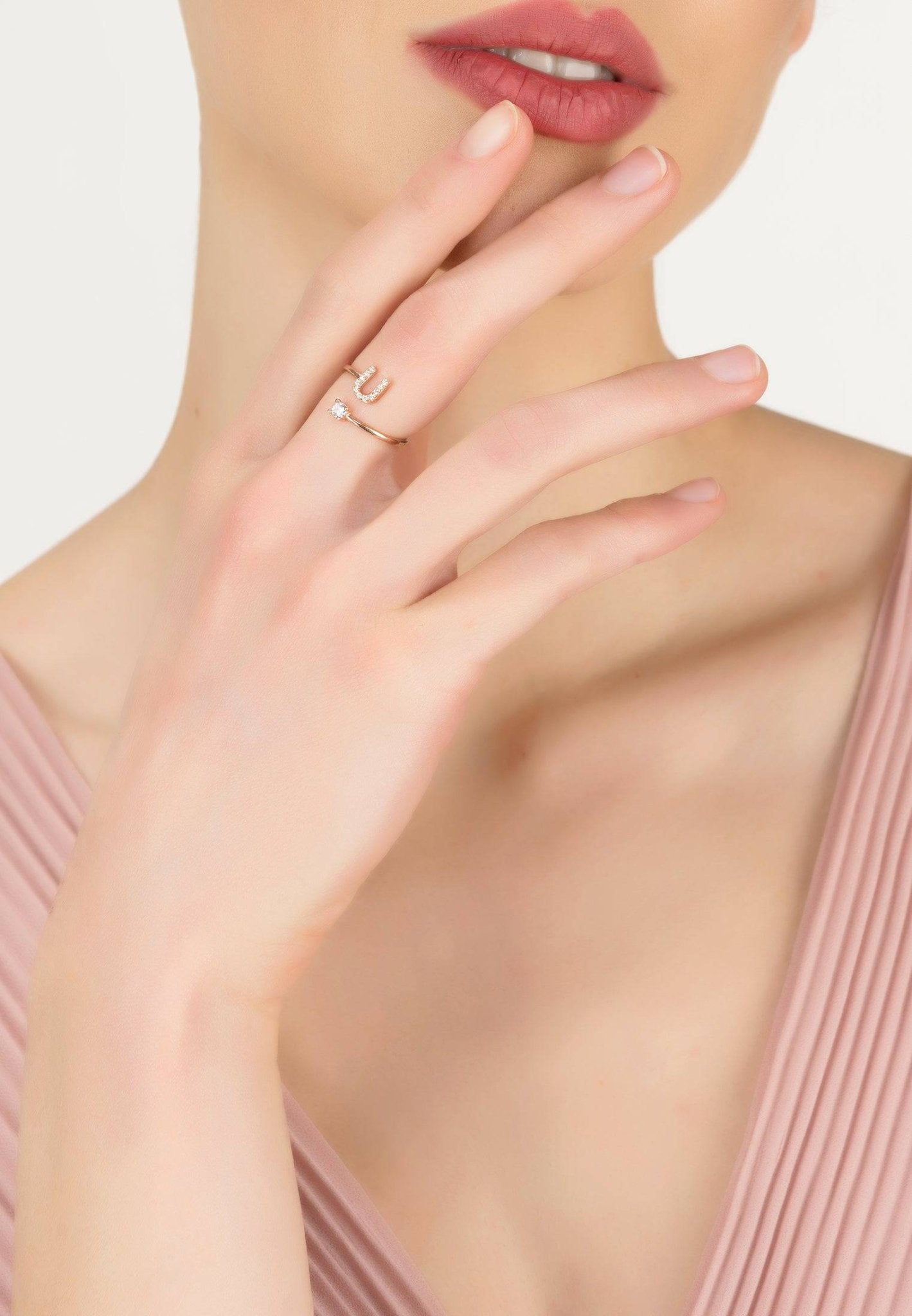 Initial Ring Rosegold U