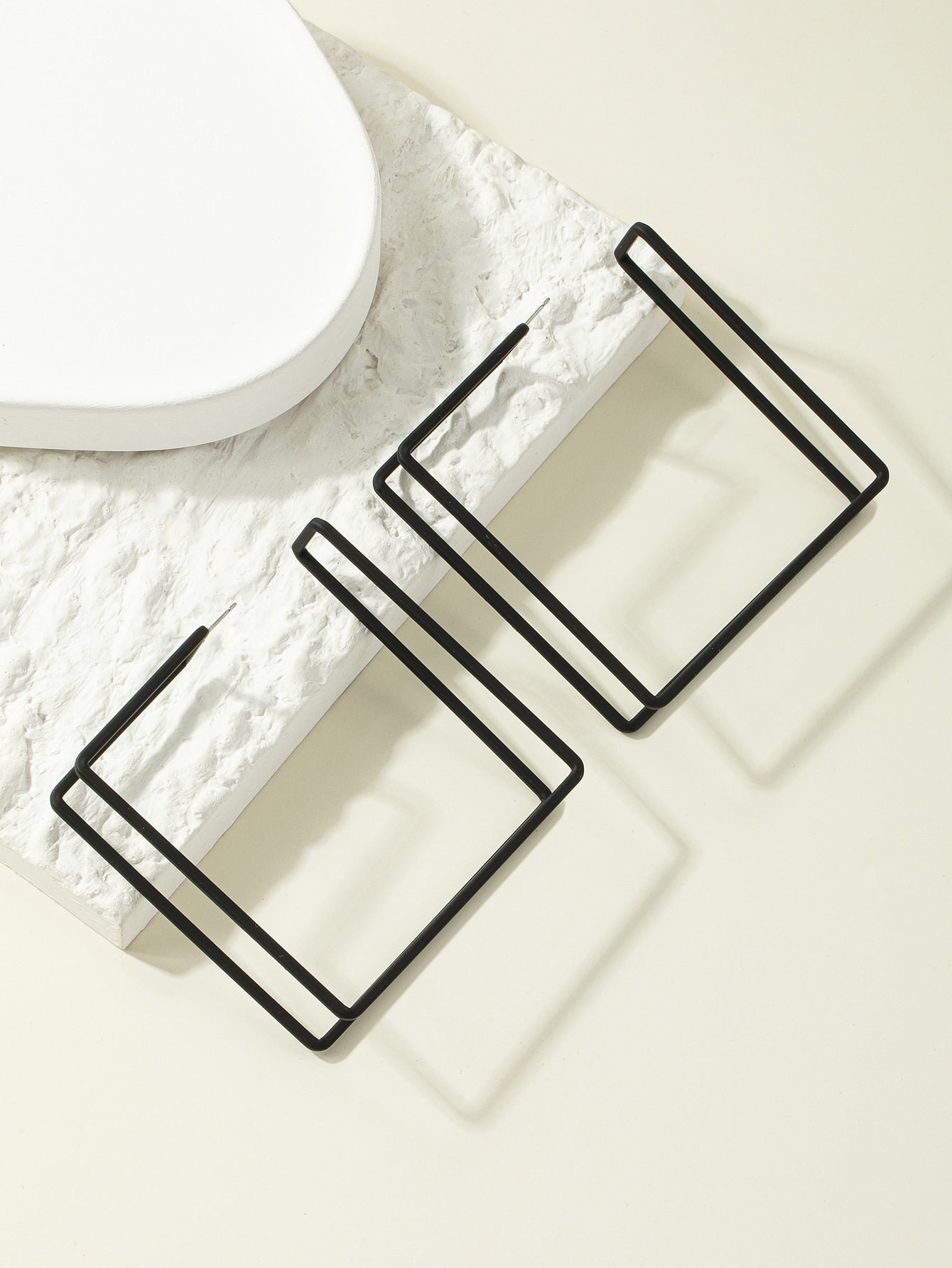 Uniquely Squared Hoops (Black)