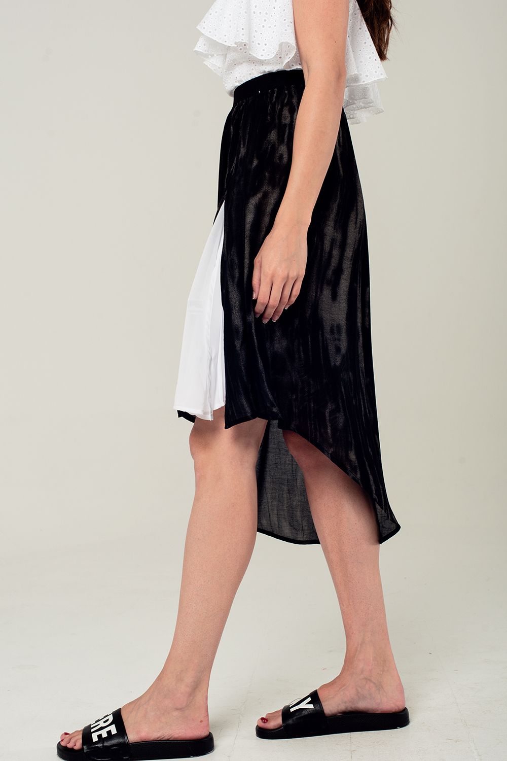 Asymmetric Hem Skirt in Black and Gray Print
