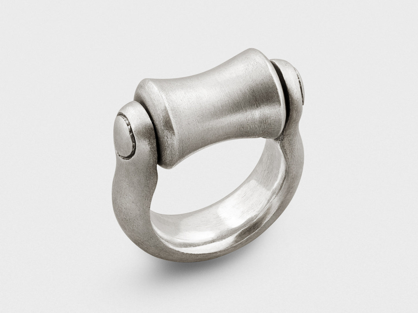 "Roller" Ring in Sterling Silver