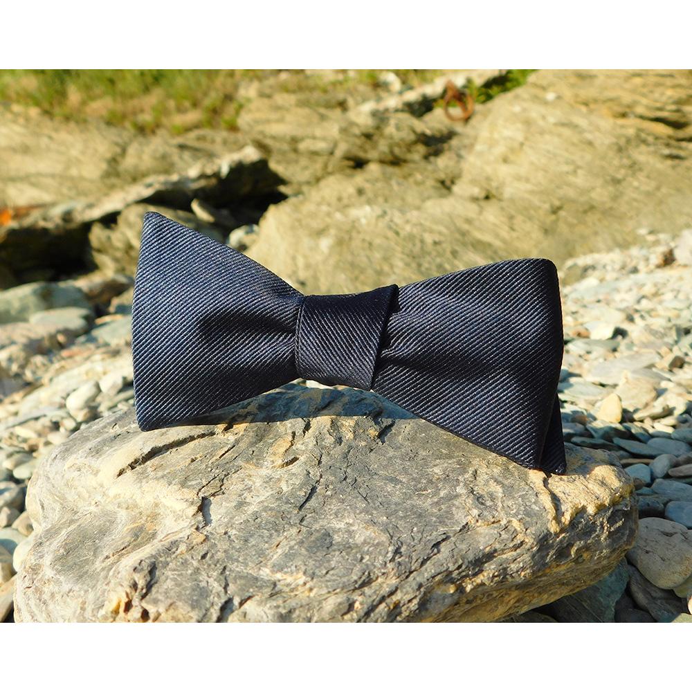 Solid Color Bow Tie - Navy, Woven Silk, Adult