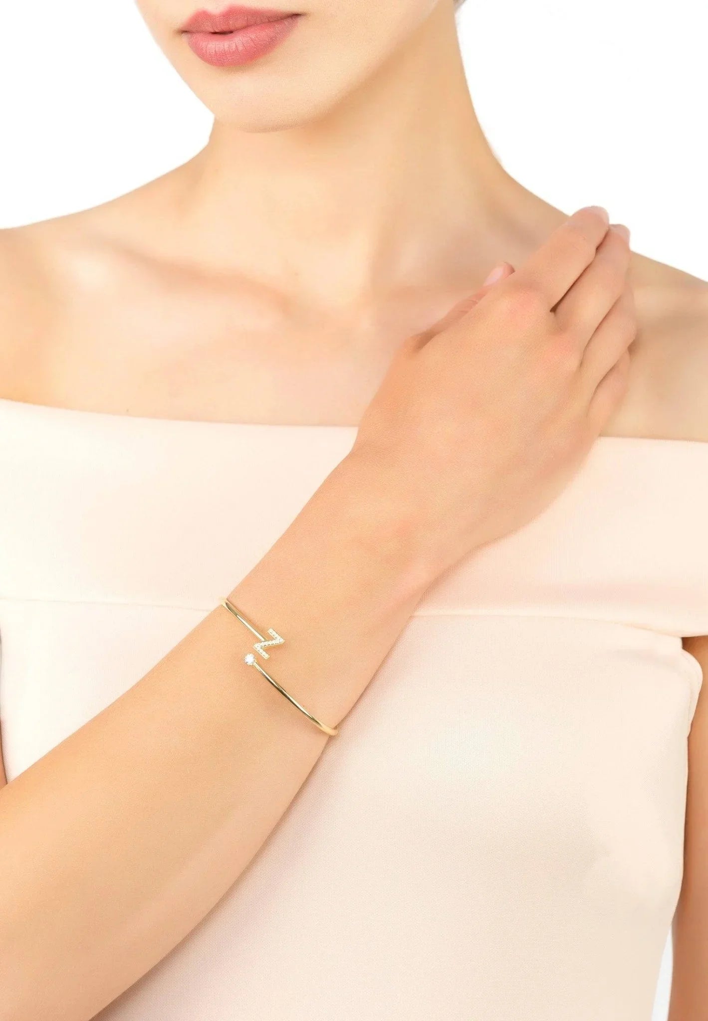 Initial Bangle Gold Z