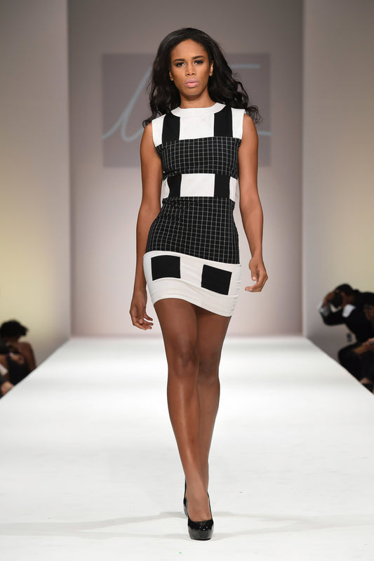 Women's Black & White Pattern Dress